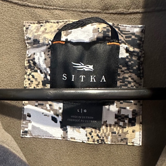 SITKA Optifade Bluff Berber Jacket - Picture 3 of 4